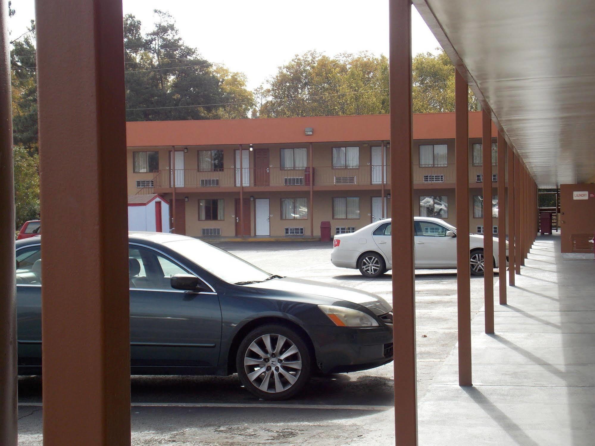 Augusta Best Inn Zewnętrze zdjęcie